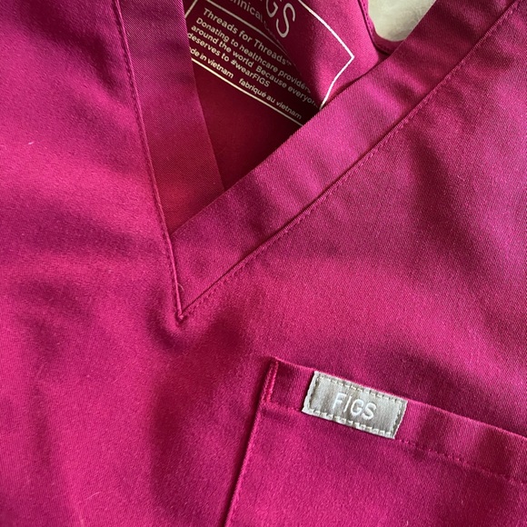Figs pink scrub top - Picture 2 of 2